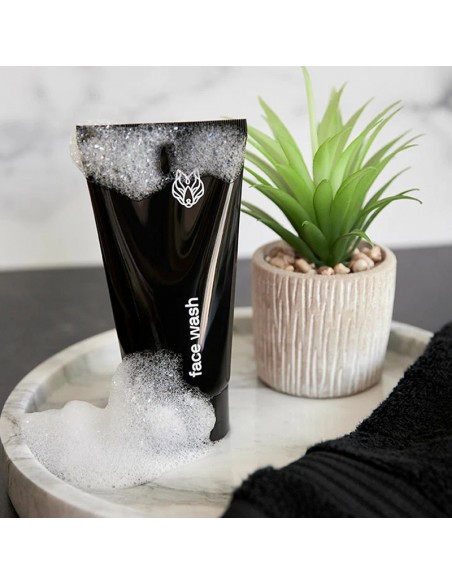 Black Wolf - Charcoal Face Wash - 150ml @ BarberKing.ca