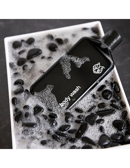 Black Wolf - Charcoal Body Wash - 300ml @ BarberKing.ca