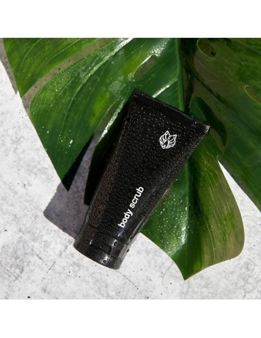 Black Wolf - Exfoliating Body Scrub - 150ml @ BarberKing.ca