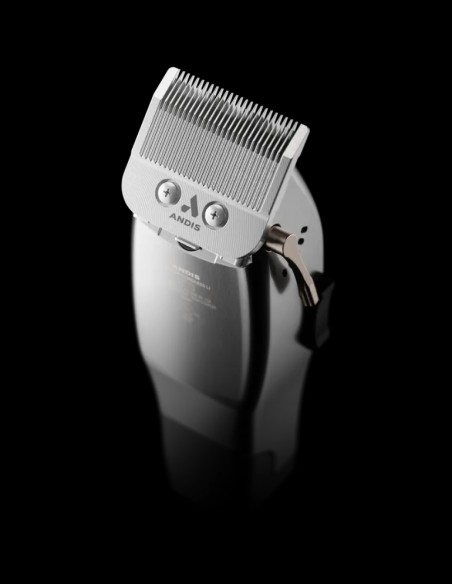 Andis - Master Cordless Lithium Ion Clipper @ BarberKing.ca