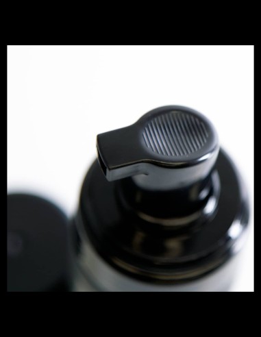 Uppercut Deluxe - Foam Tonic - 150ml @ BarberKing.ca